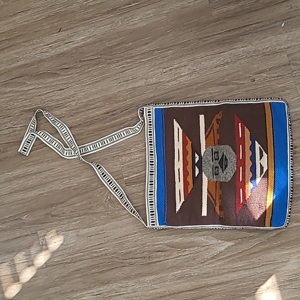 Satchel - Picture 2 of 5
